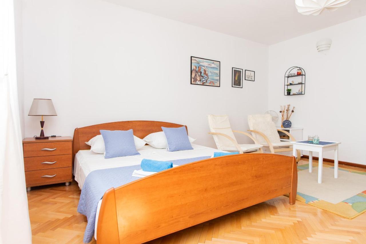 Beautiful Cozy Apartment Jug In Nice Neighbourhood. Split Eksteriør billede